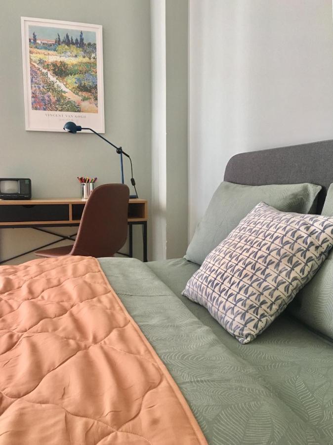 Vincent - Central 2 Bedroom Apartment 79Sqm Trípoli Kültér fotó